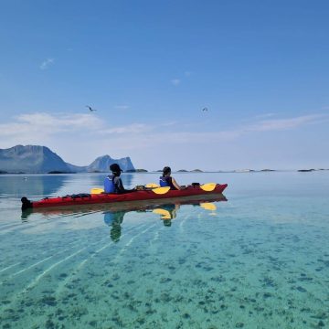 Marilyn et moi faisant du kayak à Senja